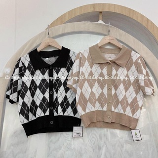 Áo Montoghi cổ bẻ zíc zắc trám màu xinh dáng ngắn