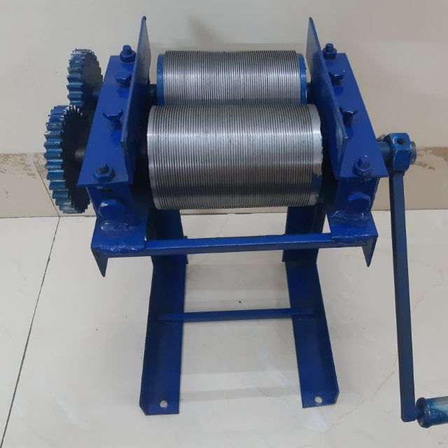Máy Thái Bì Heo Bì Lợn  quay tay CỠ SỢI 1mm