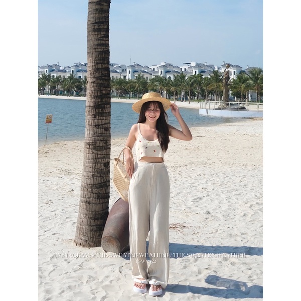 Áo hai dây len móc thêu hình dáng croptop the.sweaterweather TSW