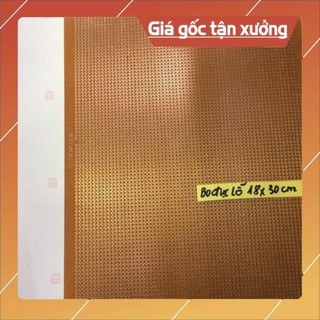 . bo mạch đồng đục lỗ 18 x30 cm giá 2 tấm ..