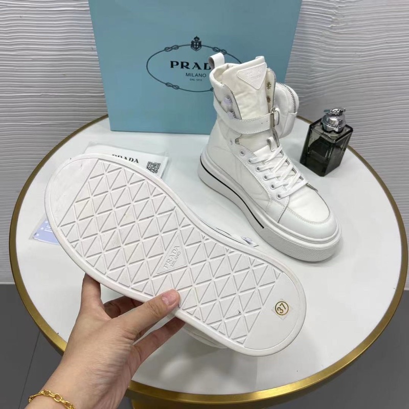 Giày thể thao prada trắng cao cổ fullbox