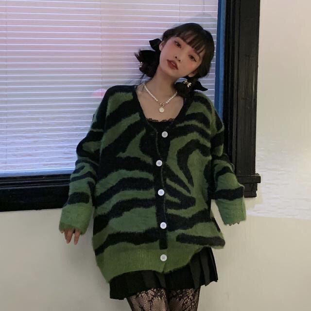 Áo Len Nữ Dáng Rộng Họa Tiết Ngựa Vằn Phong Cách Hàn Quốc Mới