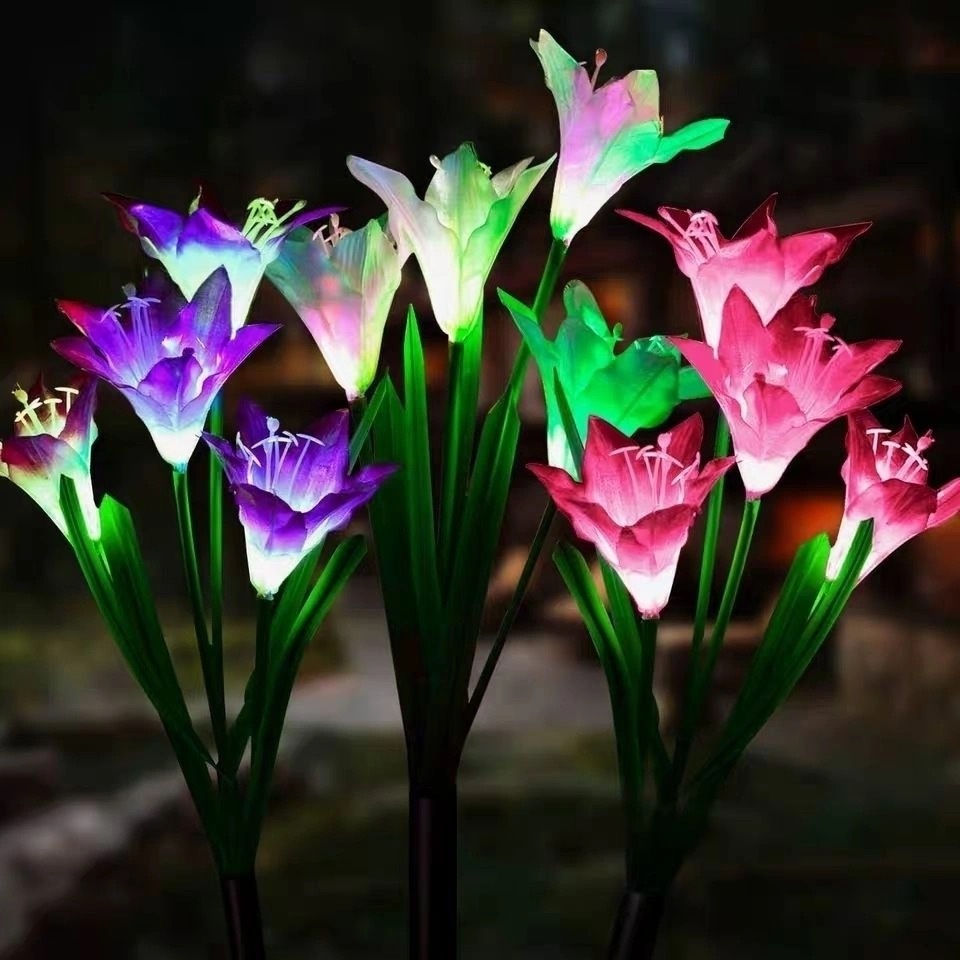 Đèn Năng Lượng Mặt Trời Thay Đổi 7 Màu Sắc Hình Hoa Lily