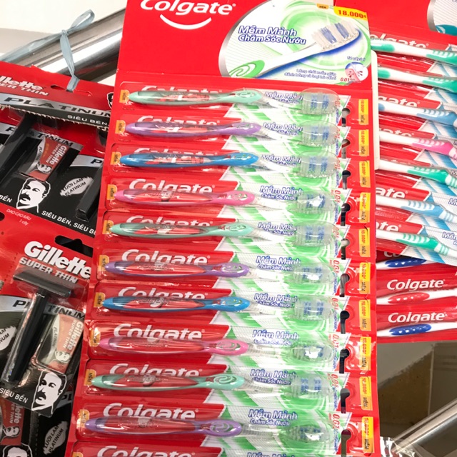 Bàn chải Colgate mềm mảnh