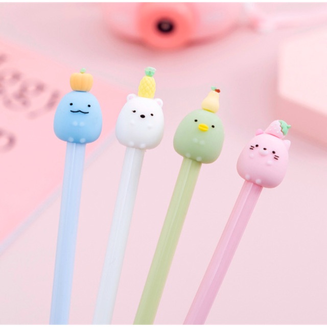 Bút bi nước gấu mèo