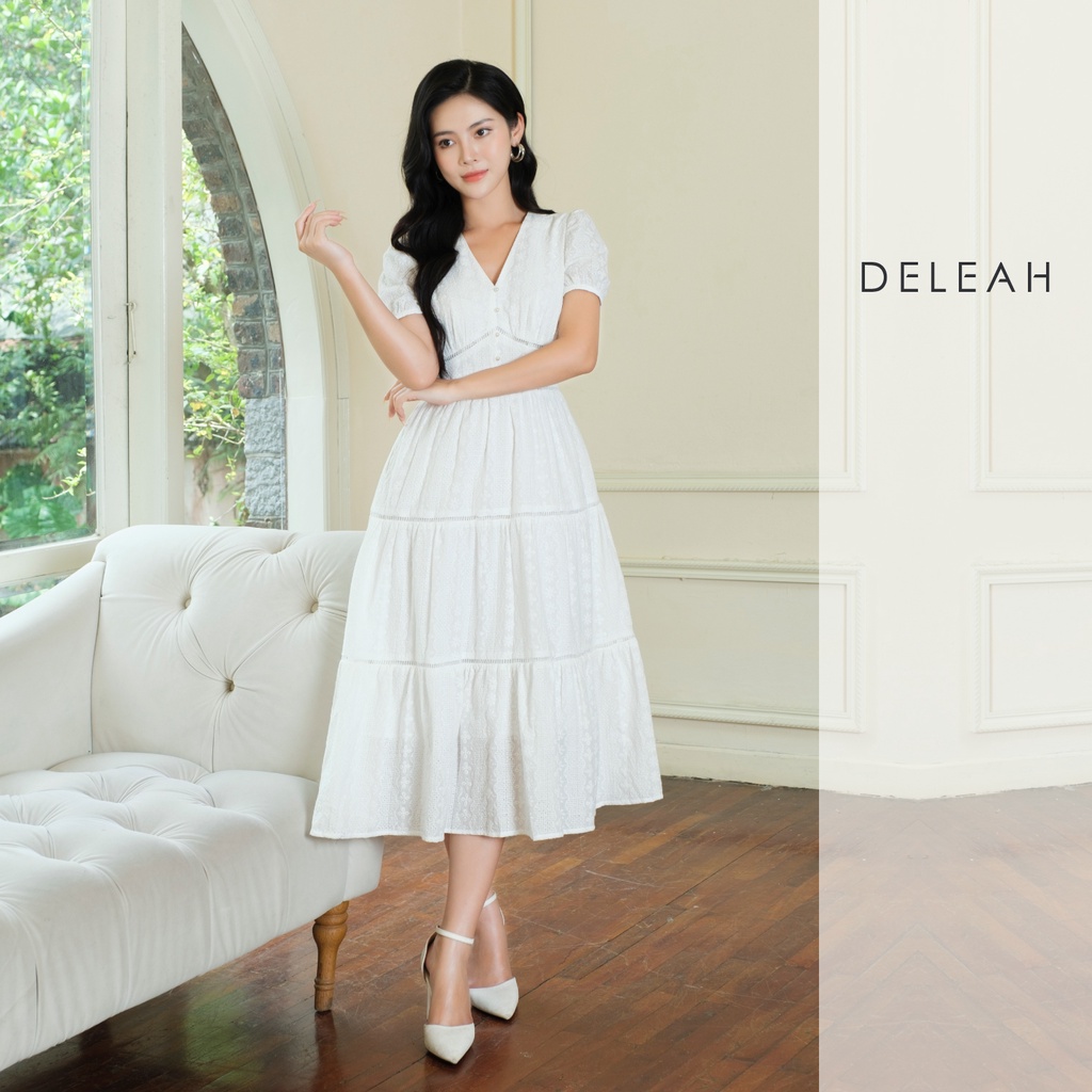 Đầm xoè thô thêu De Leah thiết kế đầm dệt ren trắng với cảm hứng eo corset giúp định hình cơ thể