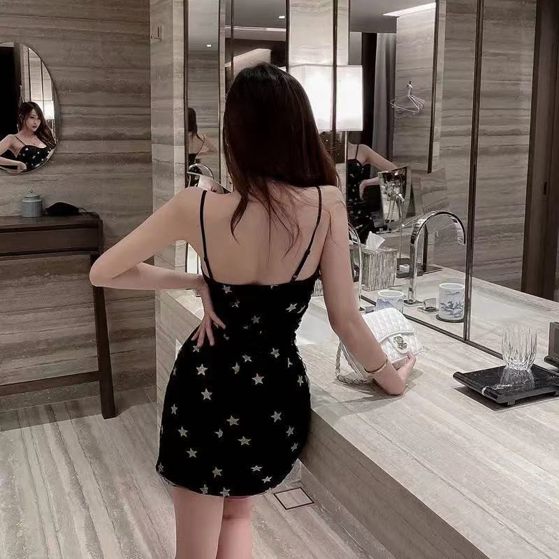 VÁY HAI DÂY BODY BÓ EO CỰC SEXY MẶC ĐU BAR TIỆC ĐI CHƠI BẠN BÈ DỄ MẶC DỄ PHỐI HAI MÀU CÓ HÌNH SAO HOT TIK TOK ( CÓ SẴN)