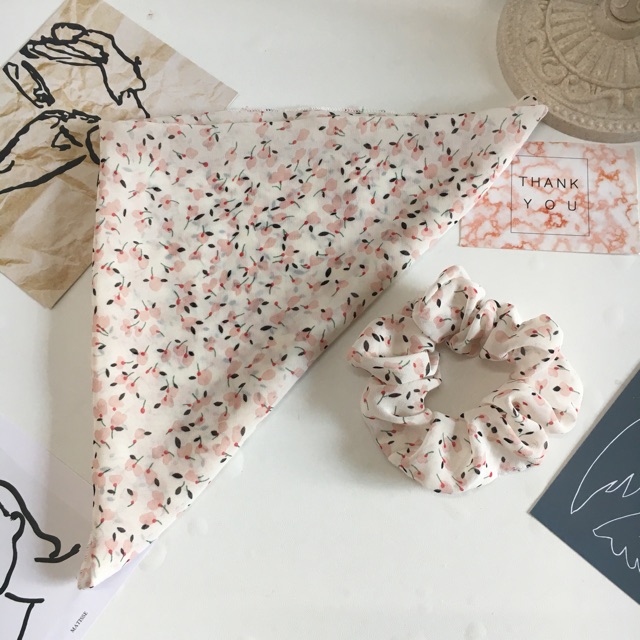 Bộ khăn bandana + scrunchies vải chiffon hoa nhí