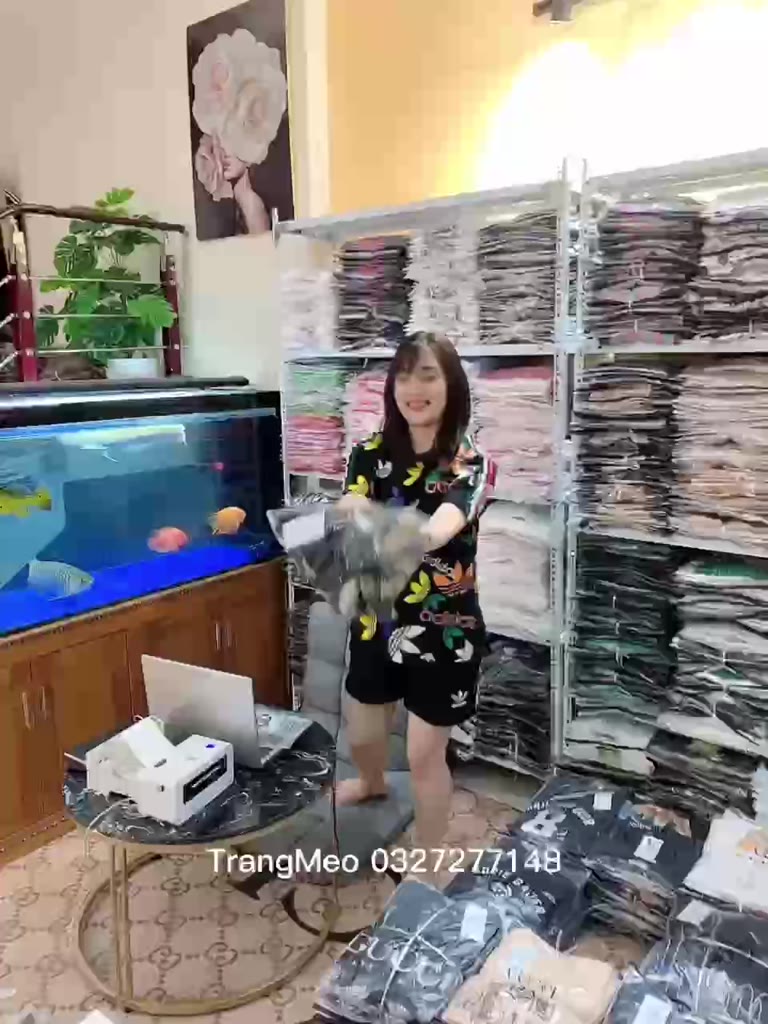 Áo Thun Nữ Rộng Form Đẹp Chất Mềm Mát, Áo Phông Tay Lỡ Giấu Quần | BigBuy360 - bigbuy360.vn