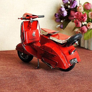 Mô hình xe vespa cổ