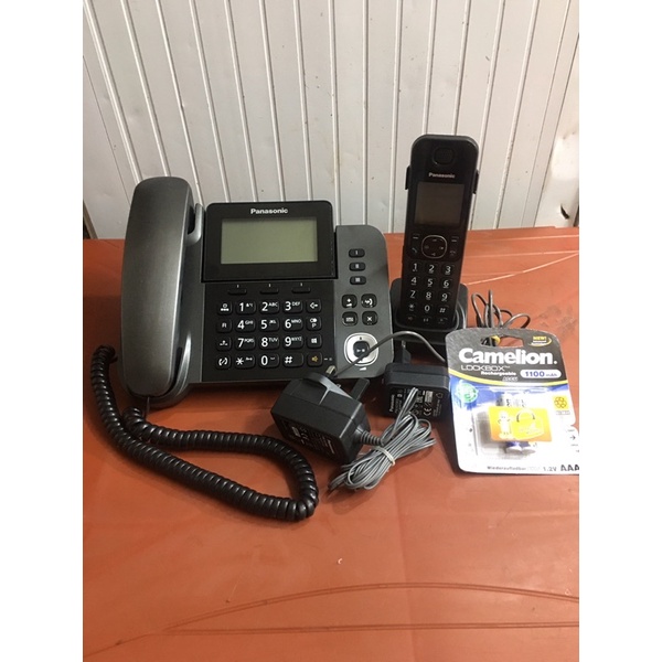 Điện thoại mẹ bồng con panasonic kx-tgf310