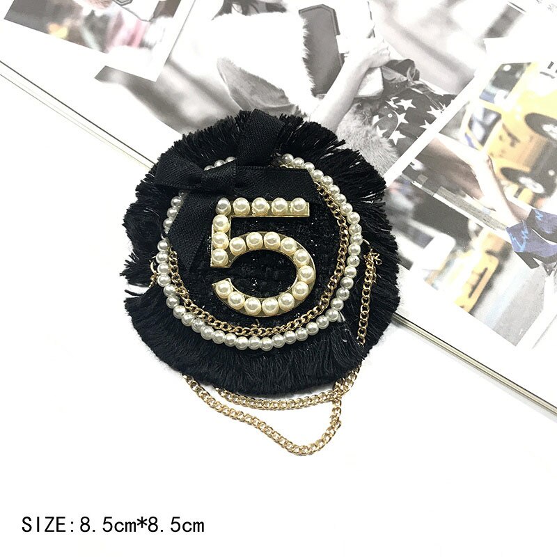 Ghim cài áo hình hoa trà đính ngọc trai giả 5 màu sang trọng