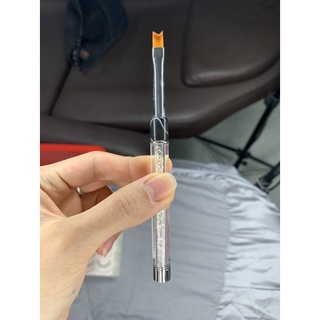 Cọ vẽ hoa cúc cán đá - Phan Dũng
