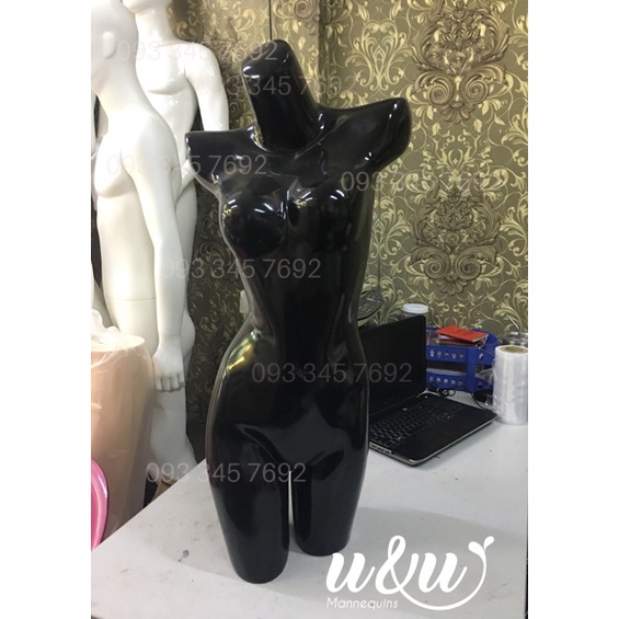 Manocanh mặc đồ lót