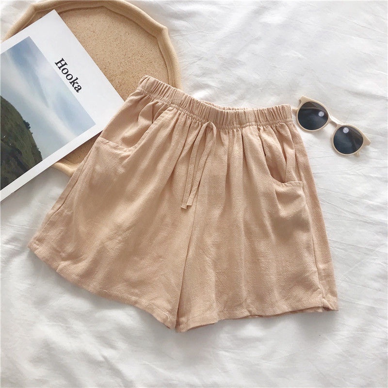 Quần short đũi nữ FM Style lượn sườn siêu cute nhiều màu lựa chọn chất đũi mềm mịn, mát mẻ 220312500