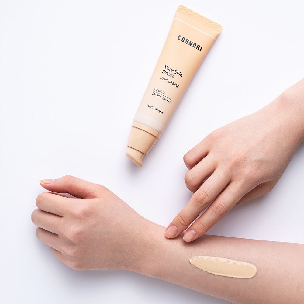 Kem nền trang điểm COSNORI chống nắng mỏng nhẹ/ Your Skin Dress 50ml