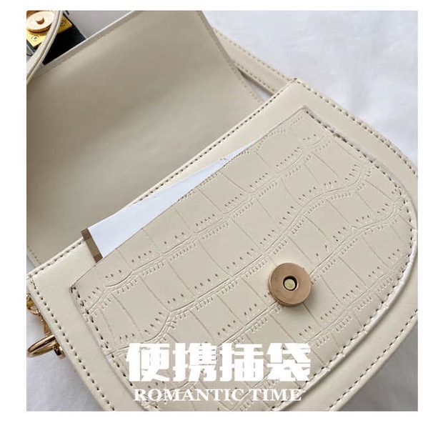 Túi Nữ Đeo Chéo Sang Chảnh Chất Liệu Da Pu Dày Dặn- Đen/Trắng