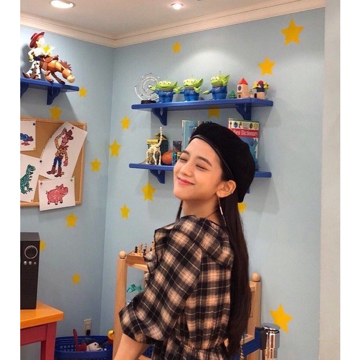 Mũ beret đen giống Jisoo, Rosé BLACKPINK, Jang Wonyoung IVE