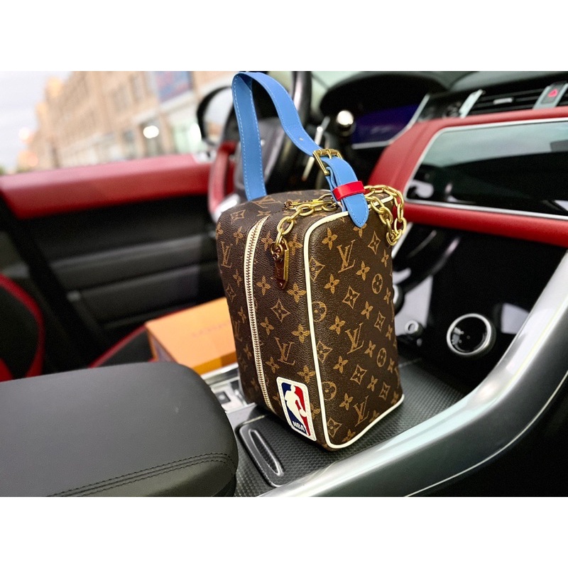 Túi LV NBA DOPP KIT thời trang cao cấp 2022 full box có sẵn