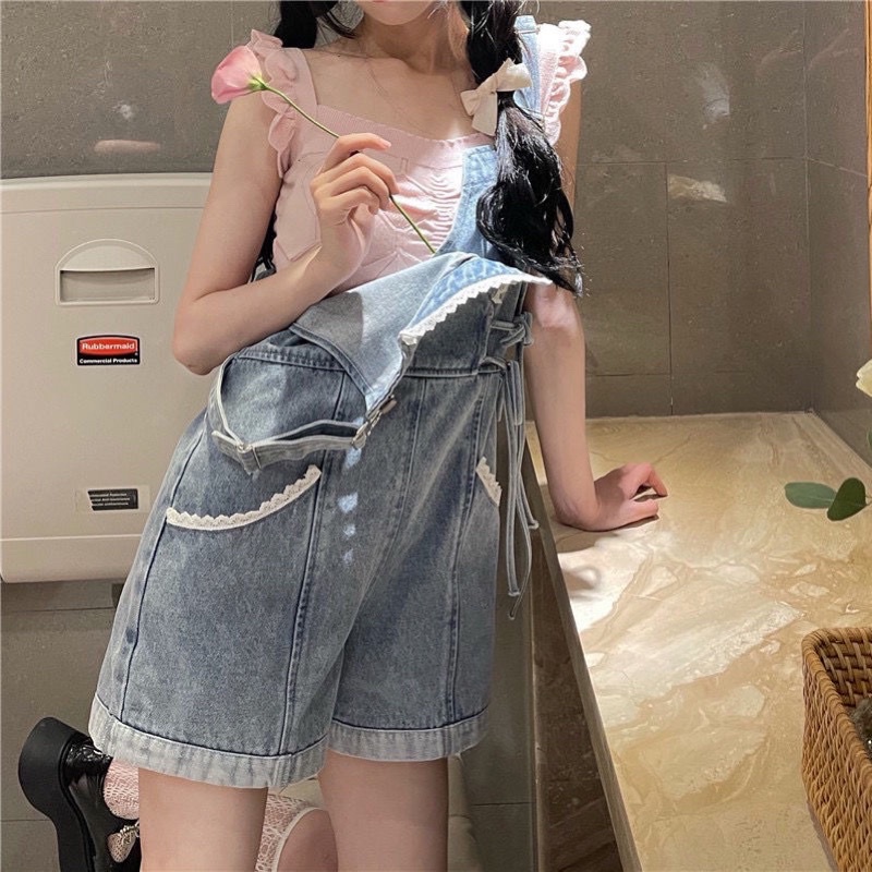 Yếm jean ngắn phối viền ren đáng yêu