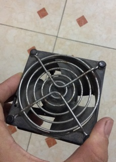 Quạt hút thổi delta 8cm chạy điện 12v