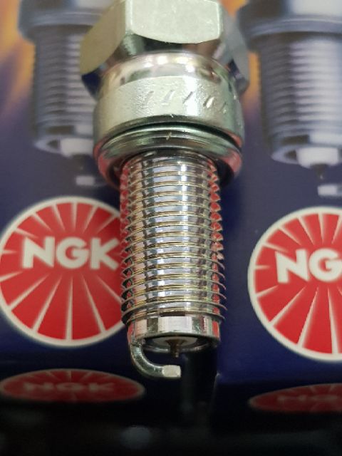 BUGI NGK IRIDIUM Dùng Cho Exciter 150 Mã CR8EIX