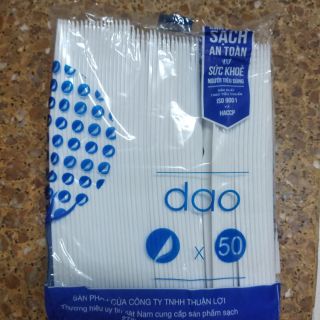 50 chiếc dao nhựa dùng 1 lần