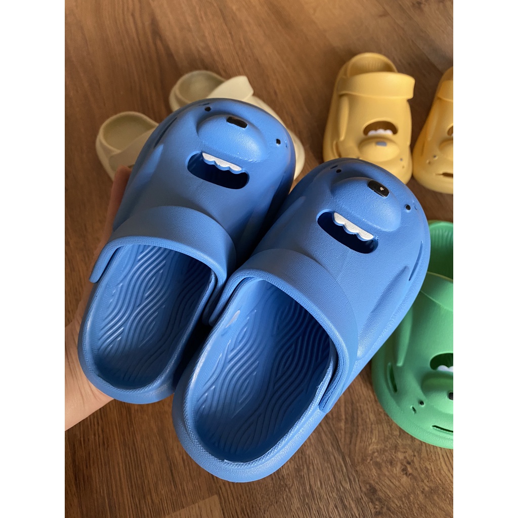 Dép sục Eva Cheerful Mario siêu nhẹ cho bé