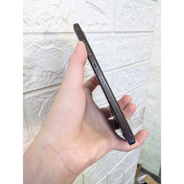 Điện thoại thông minh Keytwo đen