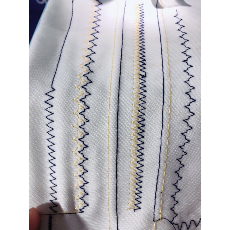 Cây gắn ống chỉ và kim đôi