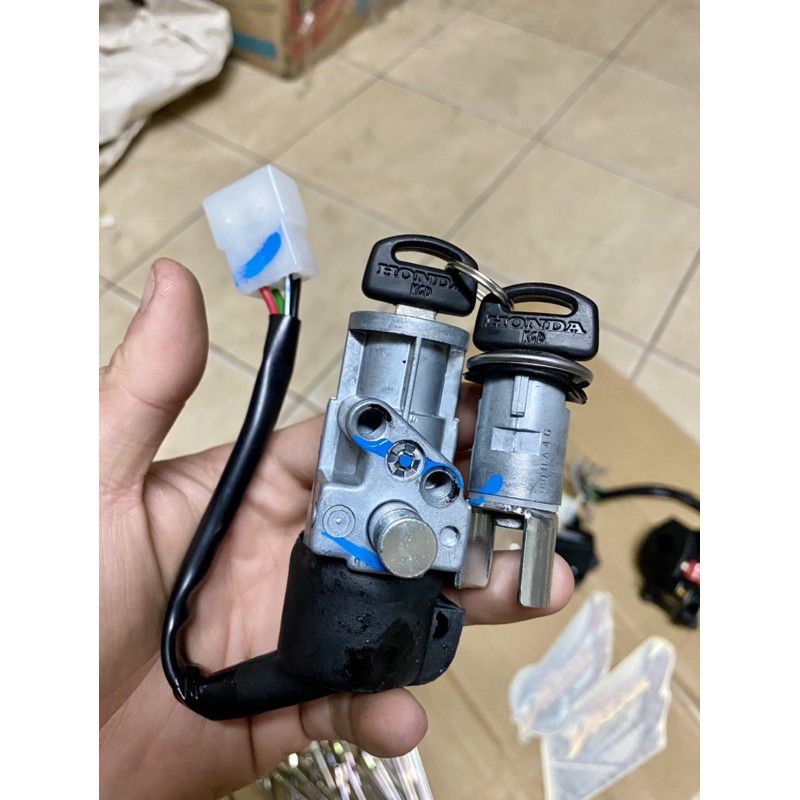 Ổ khoá dream chính hãng Honda