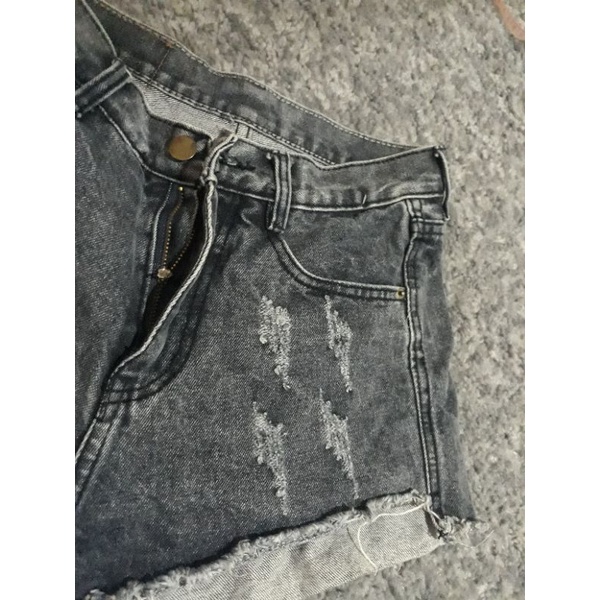 Pass/Thanh lý jeans đùi cháy phố size 28 (6)