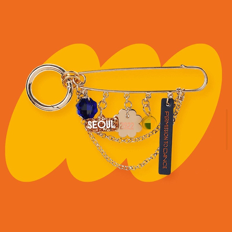 Móc Khóa Hình Chiếc Pin Dành Cho Fan Hâm Mộ Nhóm Nhạc PTD