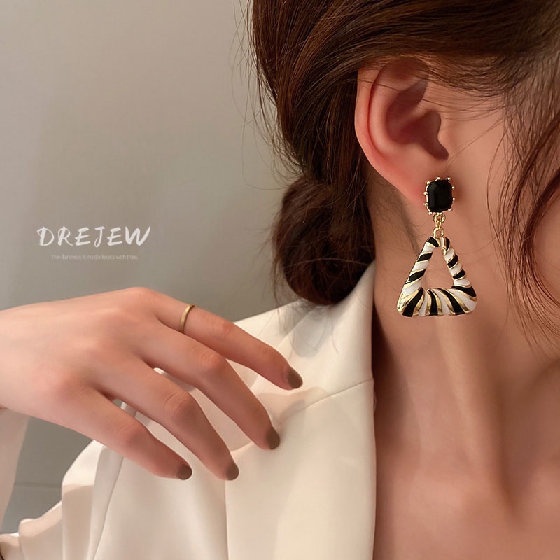 DREJEW Bông Tai Họa Tiết Kẻ Sọc Đính Đá Cao Cấp Phong Cách Thời Trang Mới 2022 Hàng Bán Chạy 1