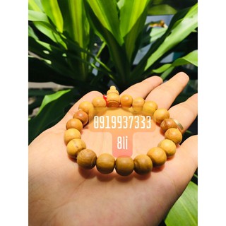 Vòng gỗ quỉ kiến sầu