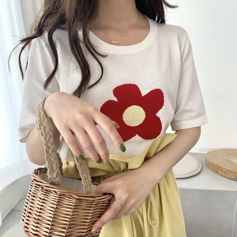 Áo thun ngắn tay in hoa xinh xắn cho nữ