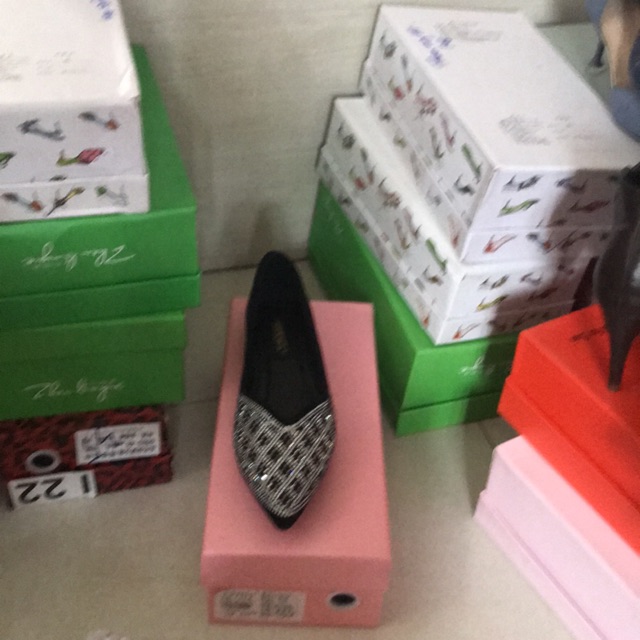 Combo giày khách đặt livestream shoppe