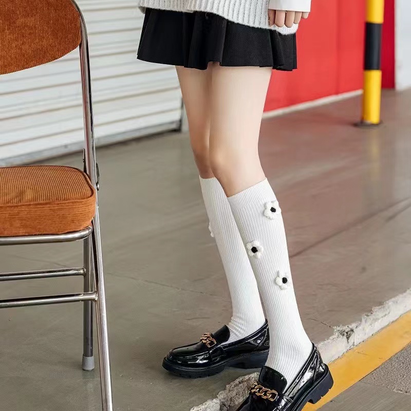 Vớ Nữ Cổ Cao Có Họa Tiết Hoa Nhỏ Phong Cách Hàn Quốc Mới