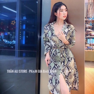 Đầm sơ mi họa tiết rắn siêu đẹp kèm nịt xích