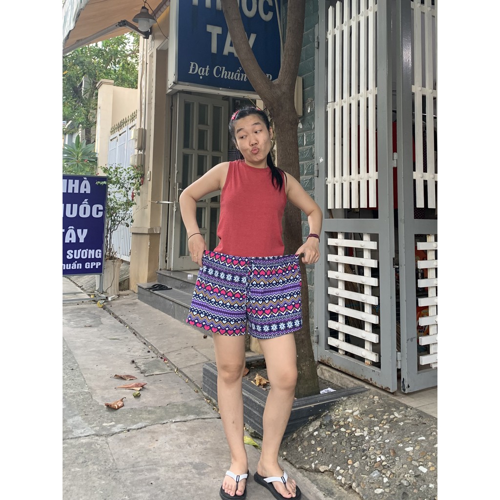 QUẦN XÀ LỎN, CÚC TIN.