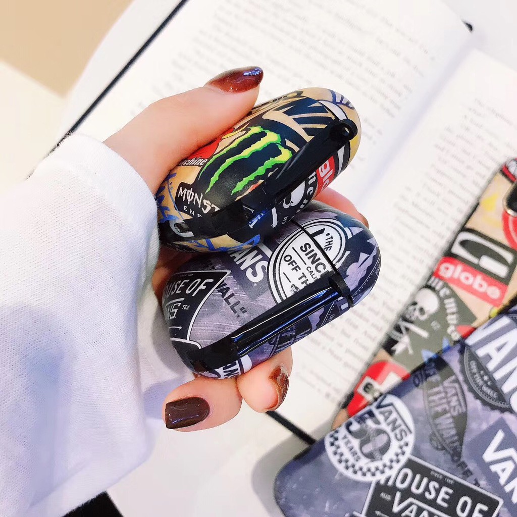 Vỏ bảo vệ hộp sạc airpods 1/2 in hình vans cá tính độc đáo | BigBuy360 - bigbuy360.vn