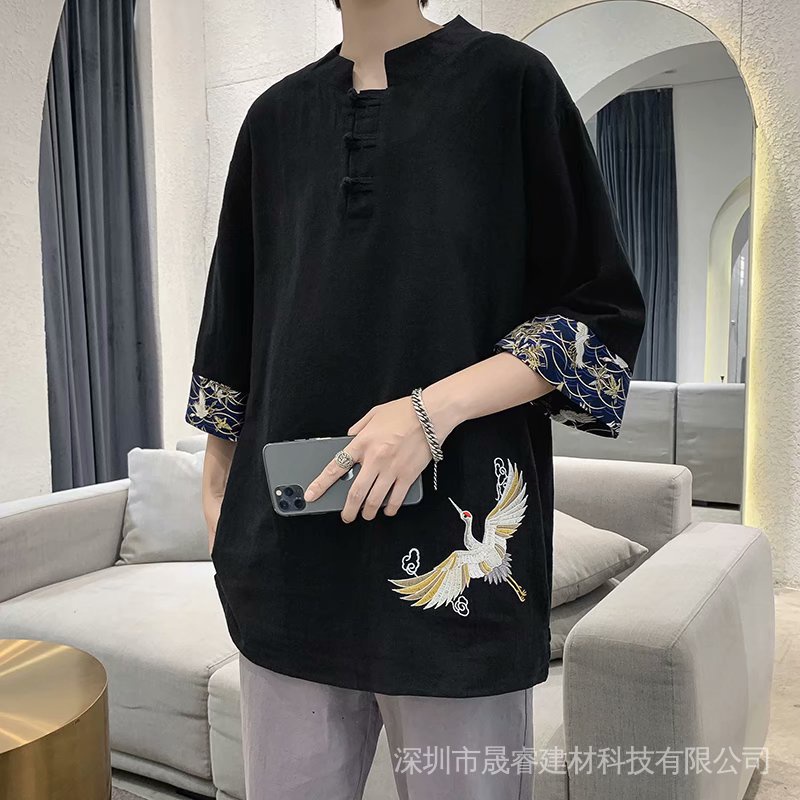 Áo nam tay ngắn thêu hình chim hạc trẻ trung