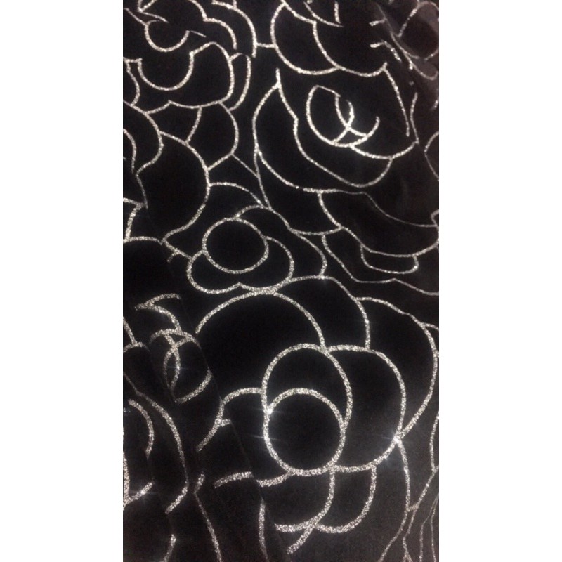 Áo nhung nhũ kim xa lấp lánh