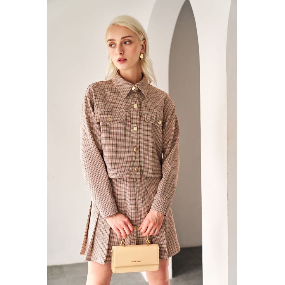 [Mã FAMALLT5 giảm 15% đơn 150k] Atous Áo khoác túi trước kẻ vàng ZOE | BigBuy360 - bigbuy360.vn