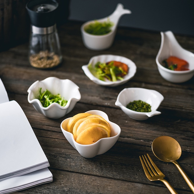 Bát chén sứ trắng nhiều hình cho bé ăn dặm kiểu Nhật