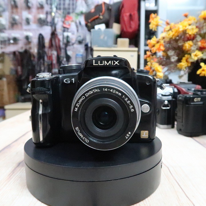 Máy ảnh Lumix G1 kèm lens 14-42 bản nội địa Nhật