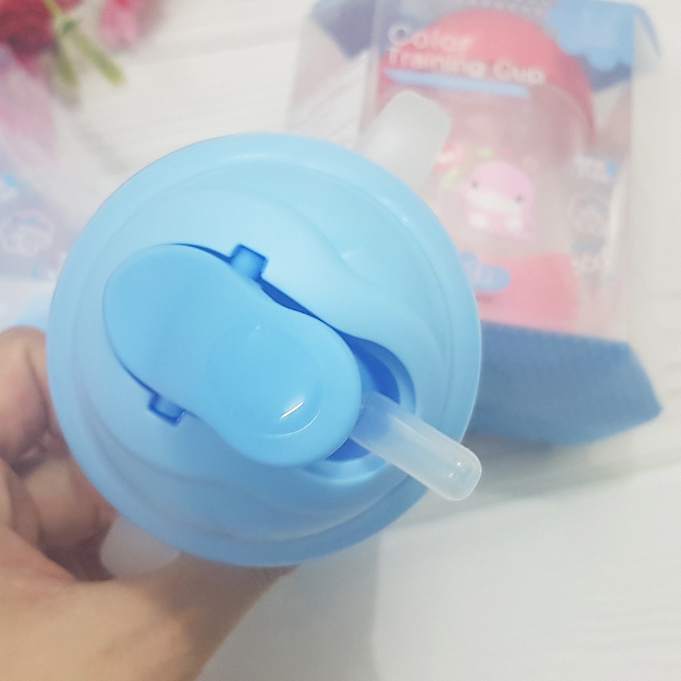 Bình Tập Uống Có Ống Hút Kuku 200ml Cho Bé - 4712702870787