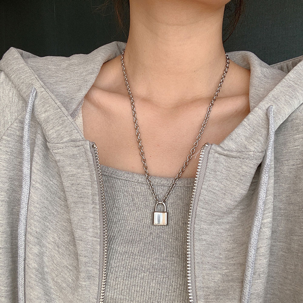 1 Pcs Simple Lock Necklace Women Fashion Necklace Accessory