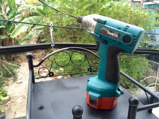 Máy bắt vít Makita 6914D