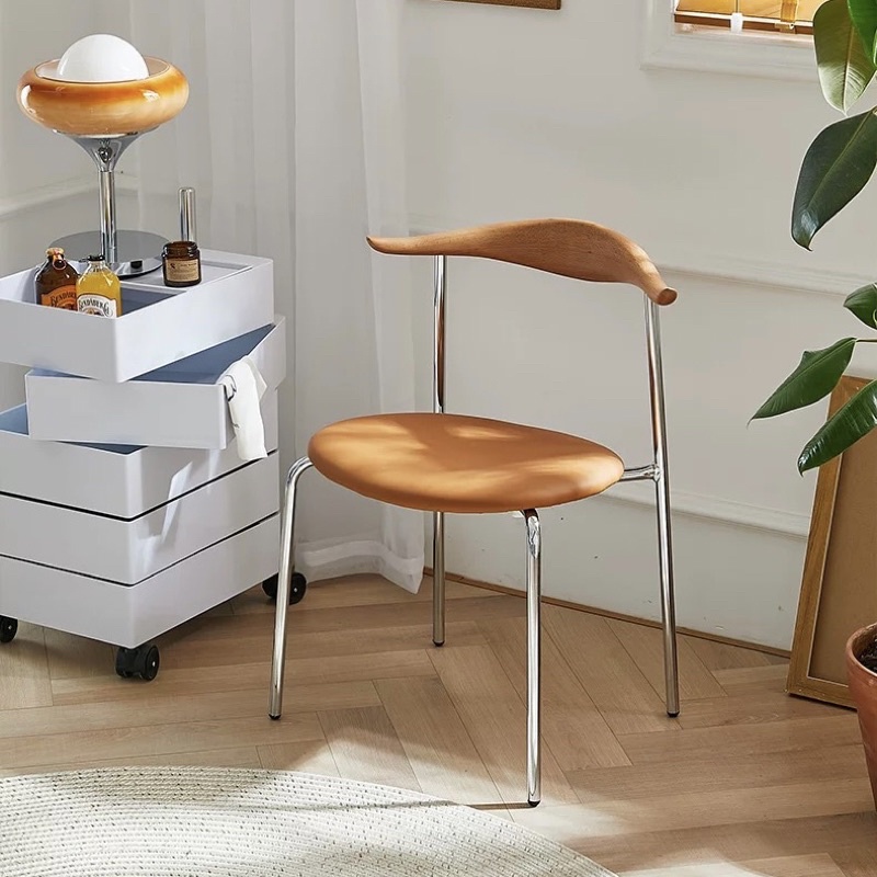 Horn Chair - Ghế gỗ tựa lưng cao cấp, hiện đại